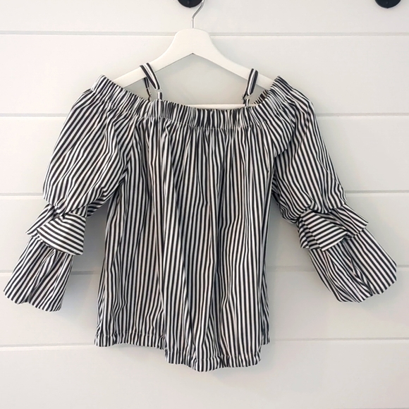 BCX Large Off The Shoulder Top - Picture 3 of 4